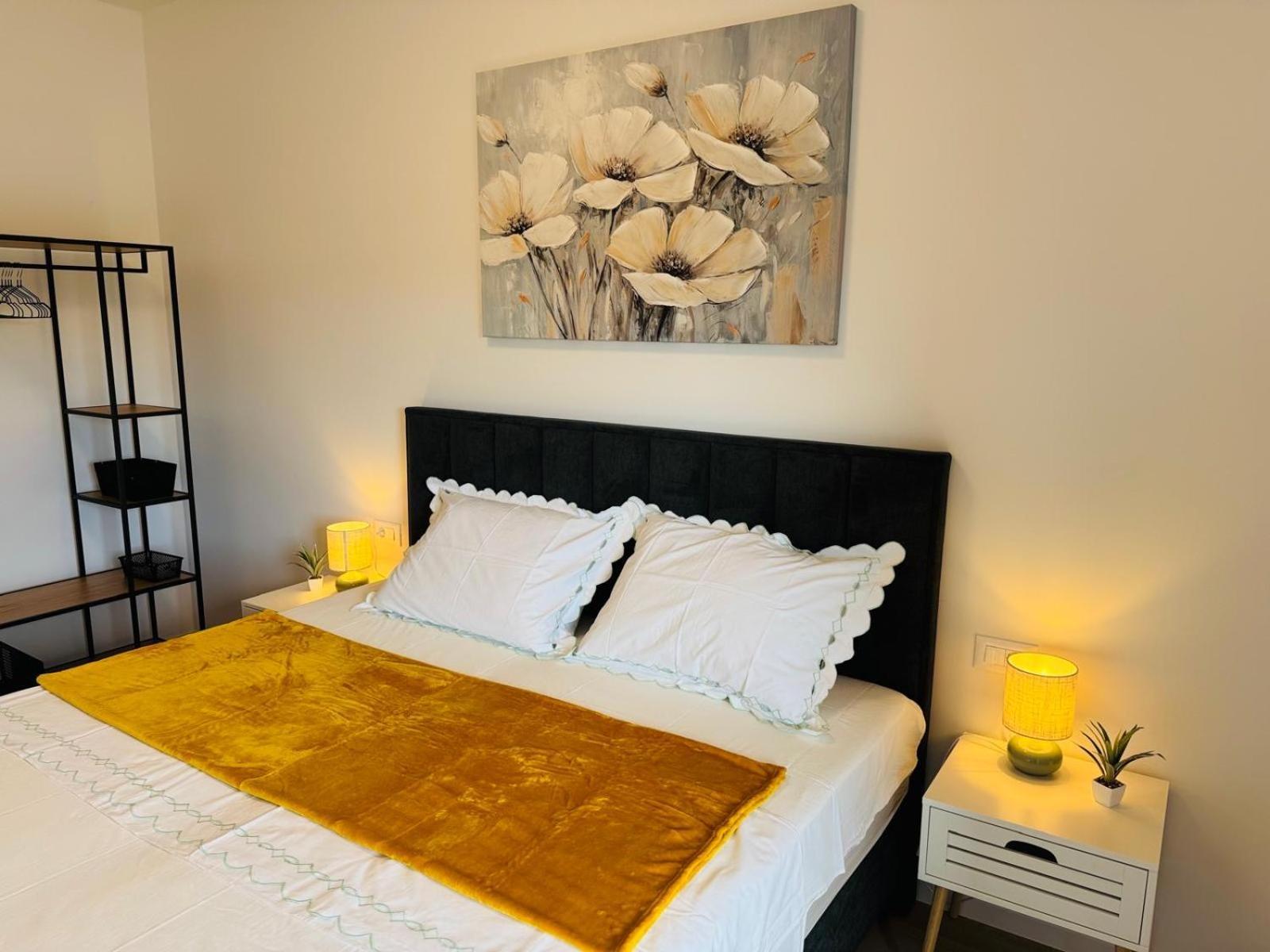 Azimut Apartment