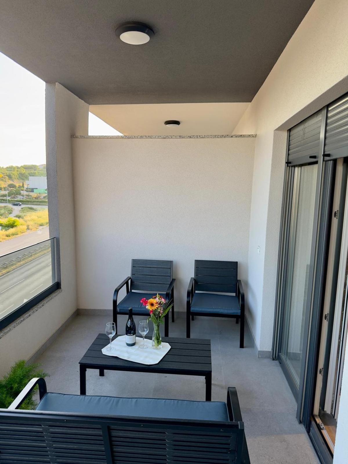 Azimut Apartament